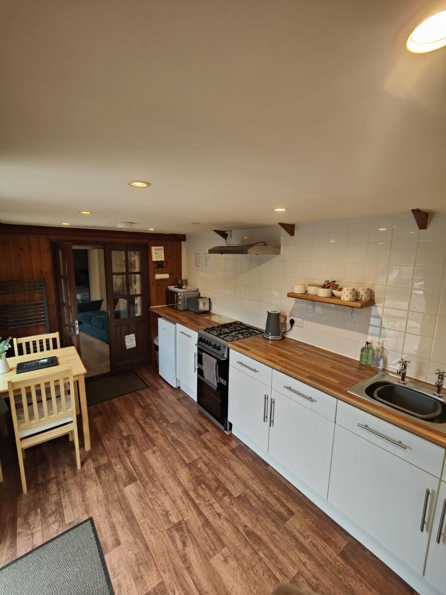 The Garden Lodge Llynclys Екстер'єр фото