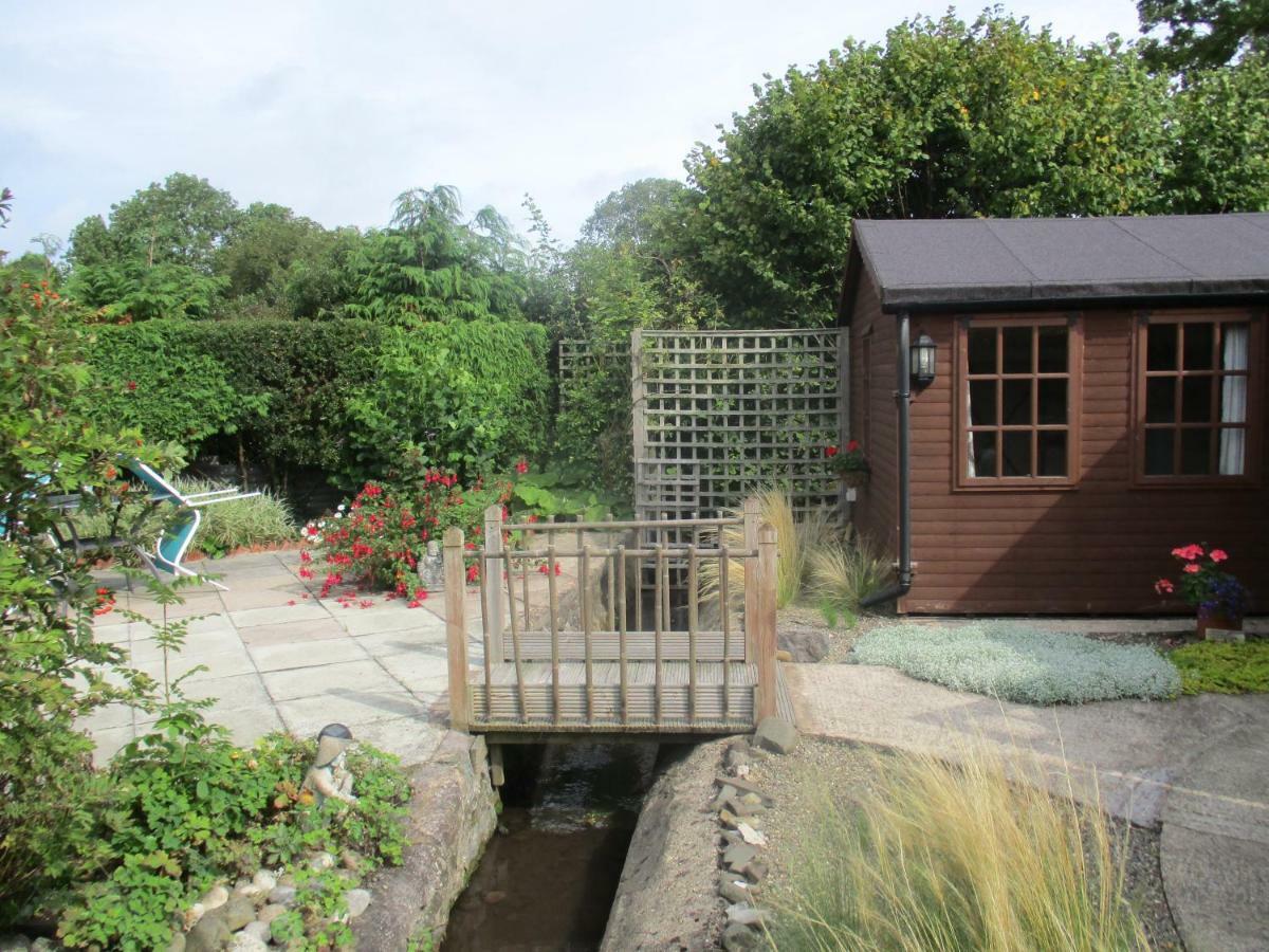 The Garden Lodge Llynclys Екстер'єр фото
